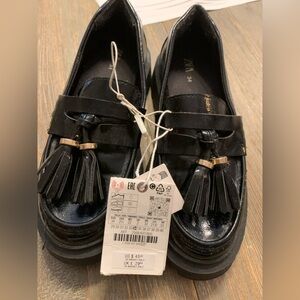 Zara GILRS Shiny Black Loafers with Tassels